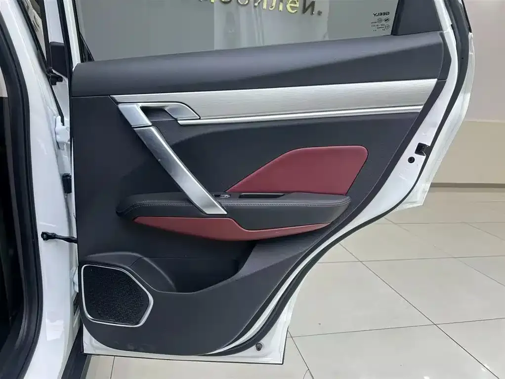 Geely Binyue 2023 из CN, фото 8