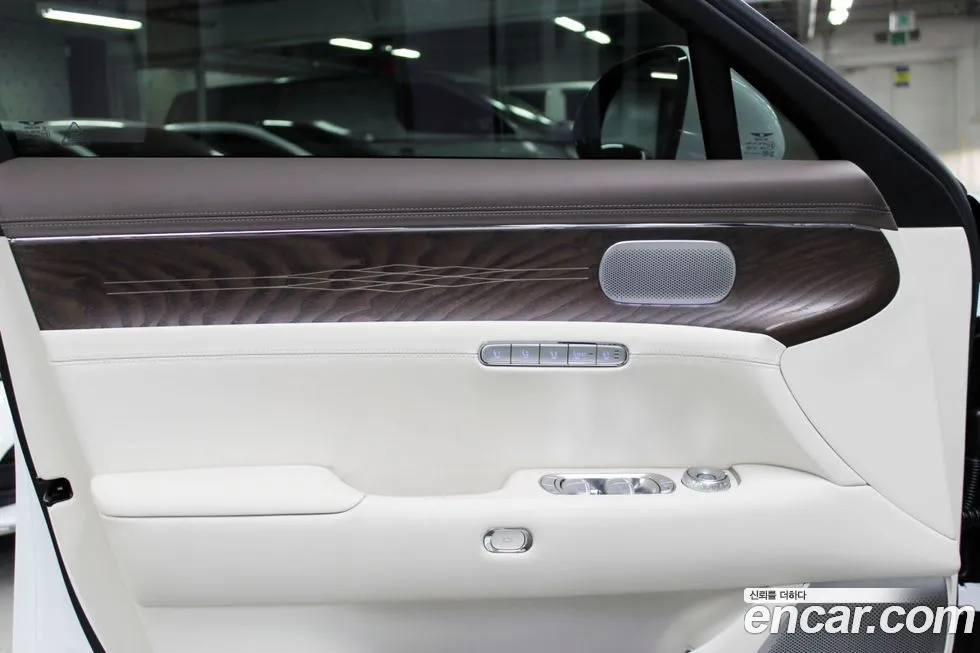 Genesis G90 2024 из KR, фото 7