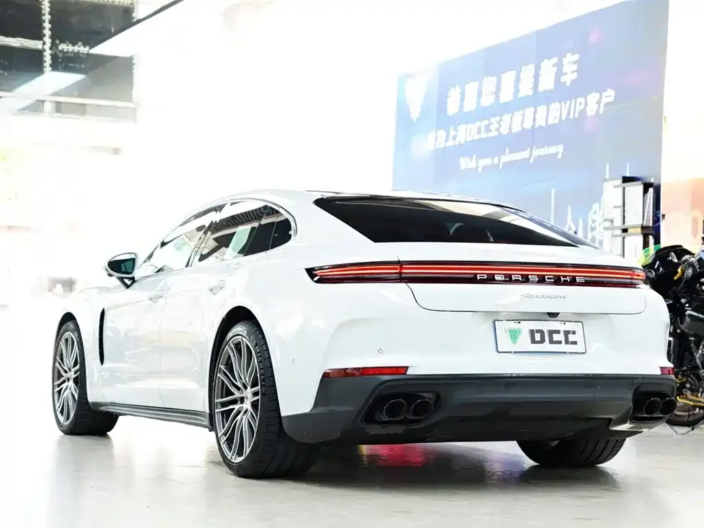 Porsche Panamera 2024 из CN, фото 2