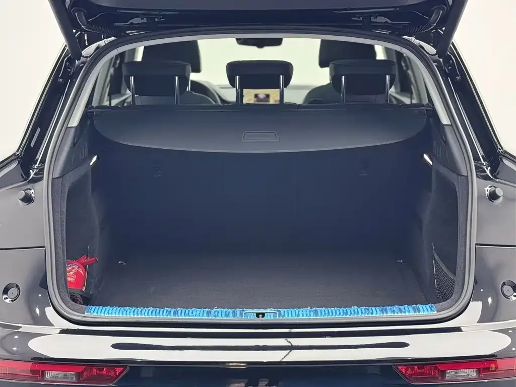 Audi Q5L 2021 из CN, фото 10