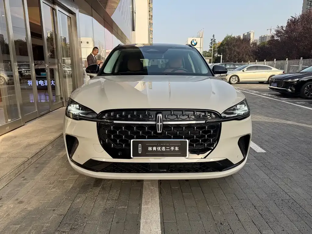 Lincoln Corsair 2025 из CN, фото 2
