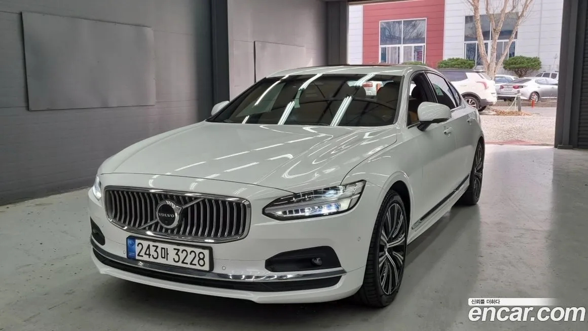 Volvo S90 — фото 2