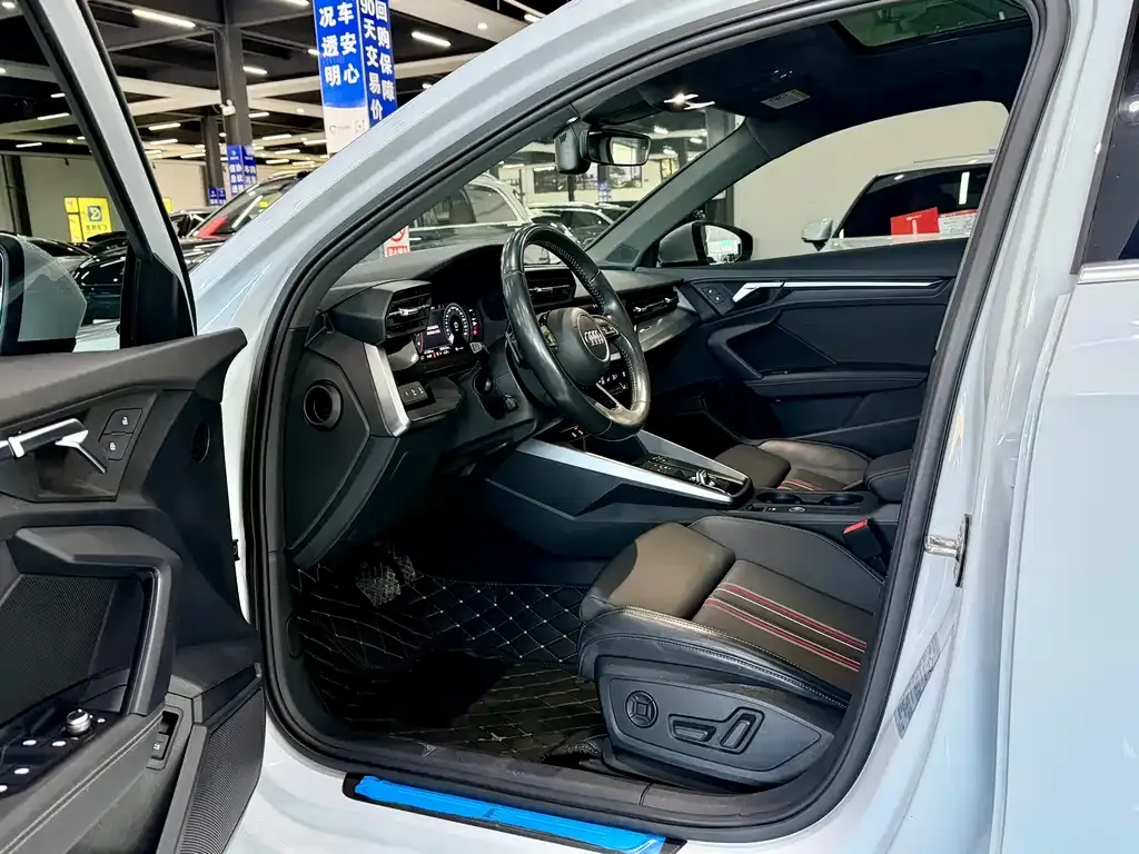 Audi A3 2022 из CN, фото 4