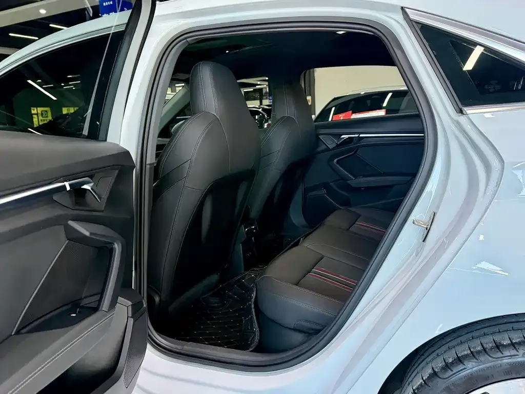 Audi A3 2022 из CN, фото 5