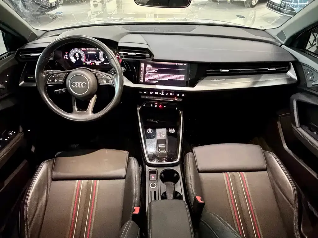 Audi A3 2022 из CN, фото 6