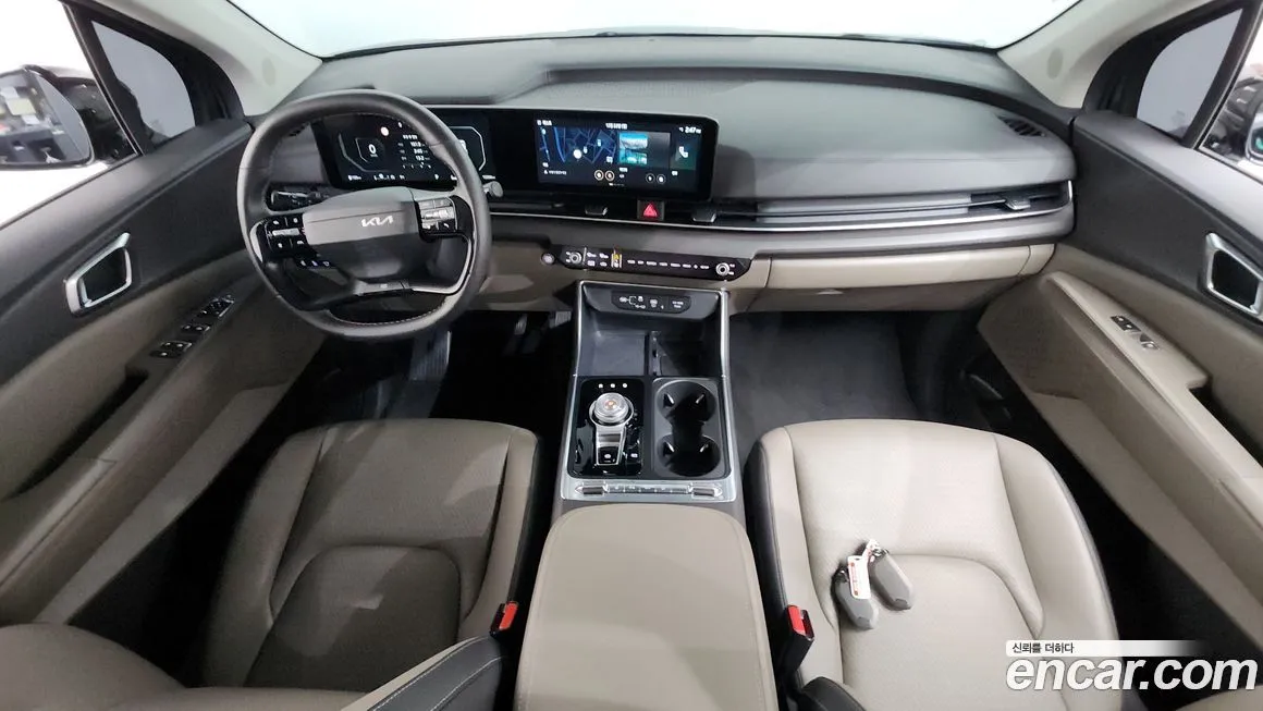 Kia Carnival — фото 7