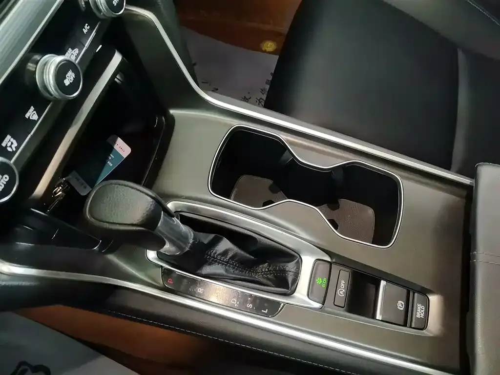 Honda Accord 2022 из CN, фото 10