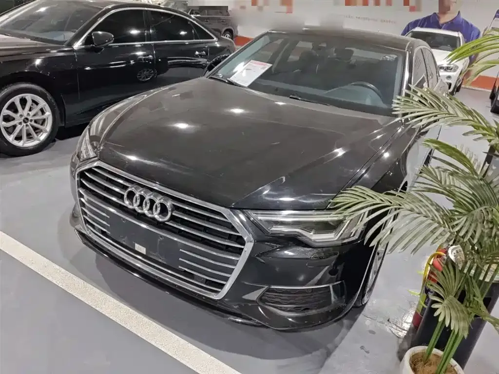 Audi A6L 2022 из CN, фото 2