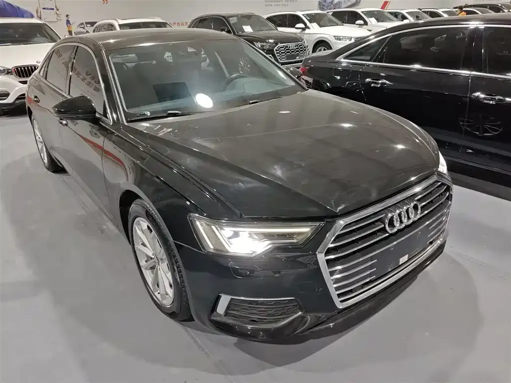 Audi A6L 2022 из CN, фото 4