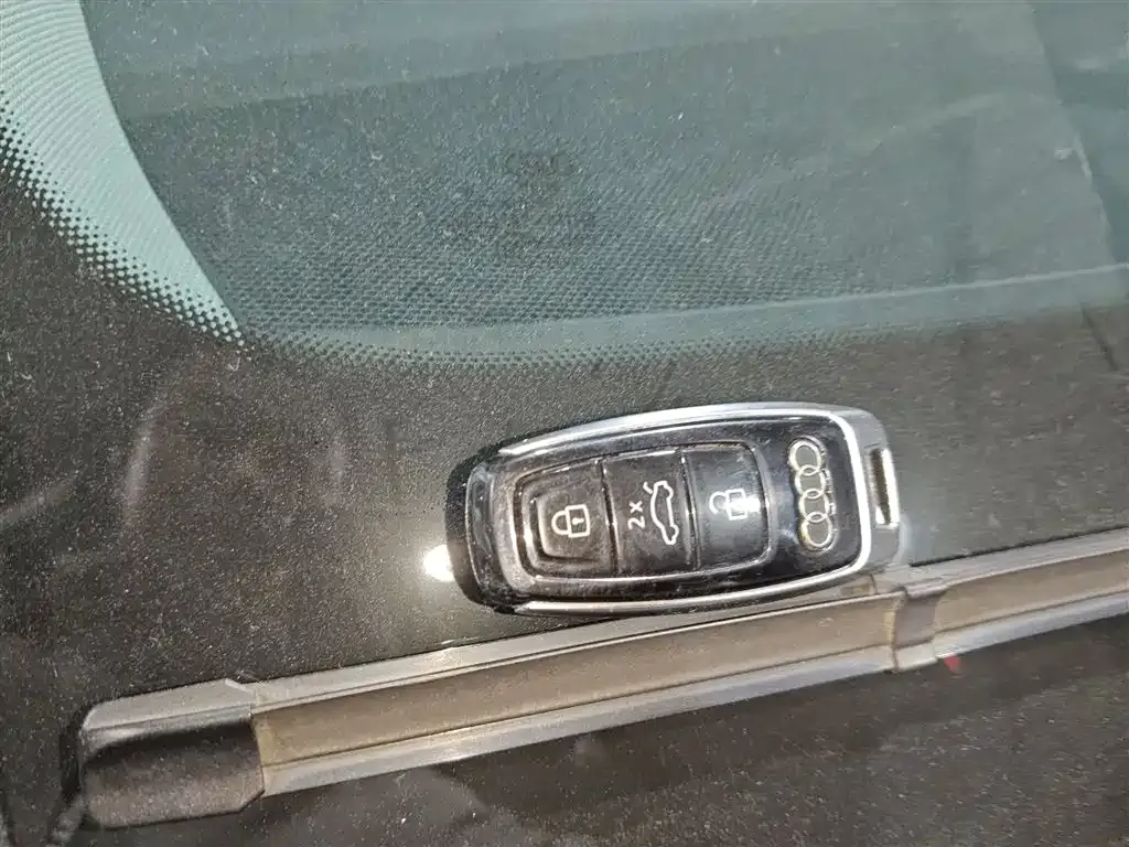 Audi A6L 2022 из CN, фото 9