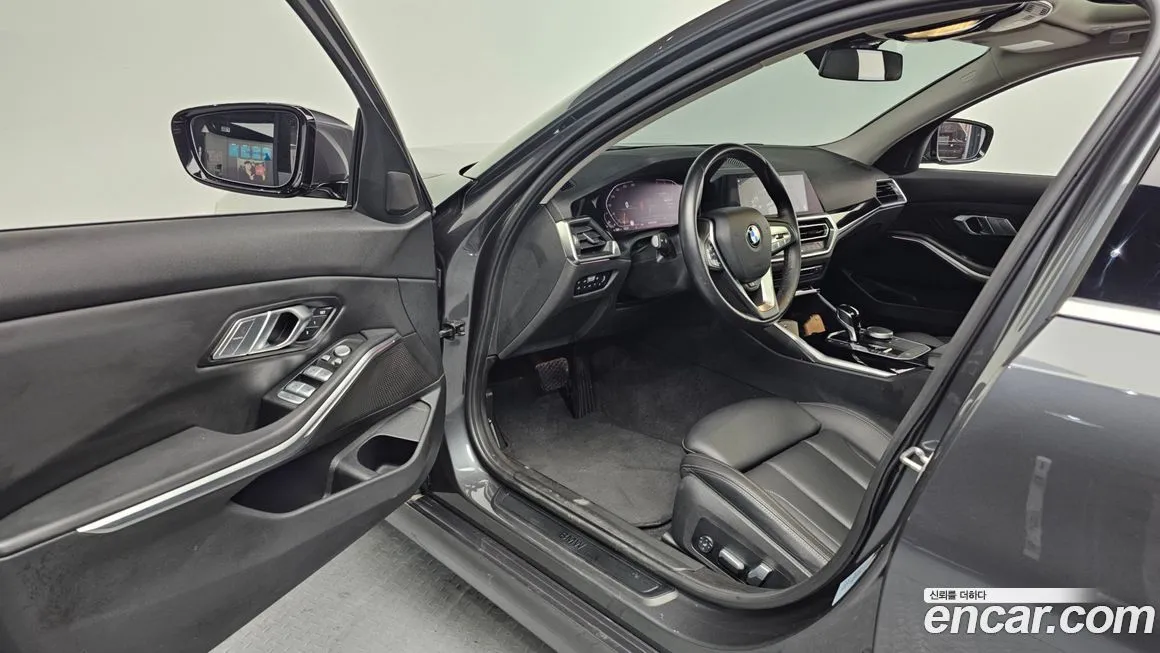 BMW 3-Series 2022 из KR, фото 10