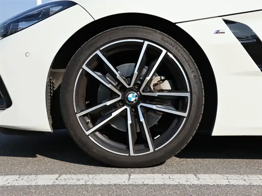 BMW Z4 2024 из CN, фото 10