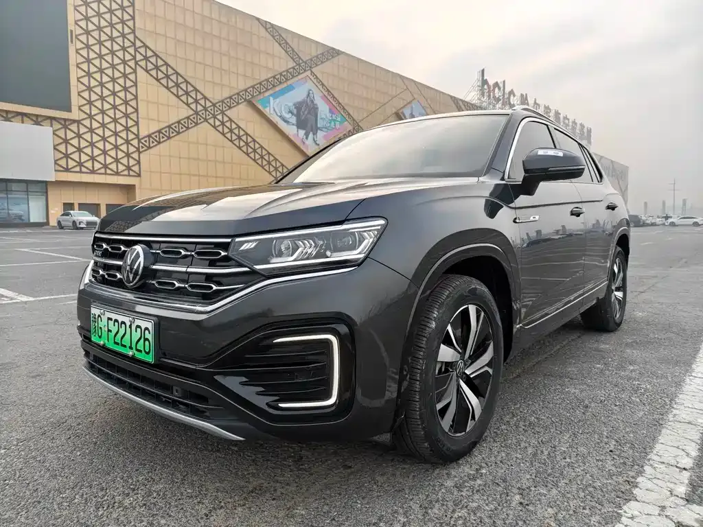 Volkswagen GTE PHEV 2021 из CN, фото 1