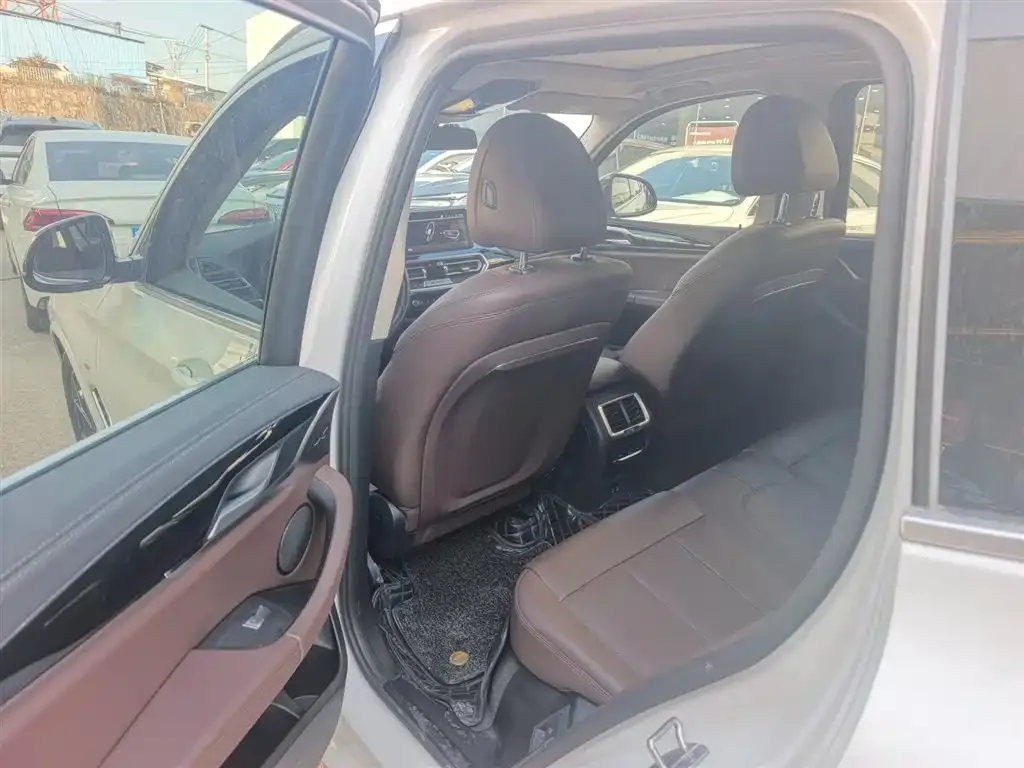 BMW X3 2024 из CN, фото 4