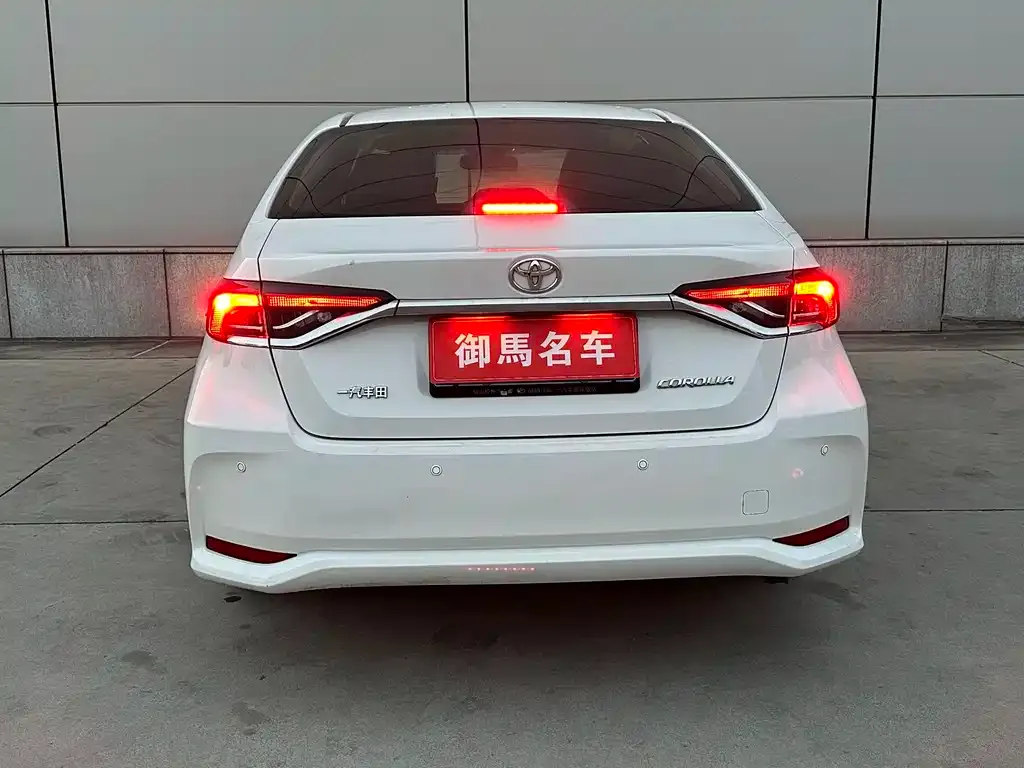 Toyota Corolla 2021 из CN, фото 10