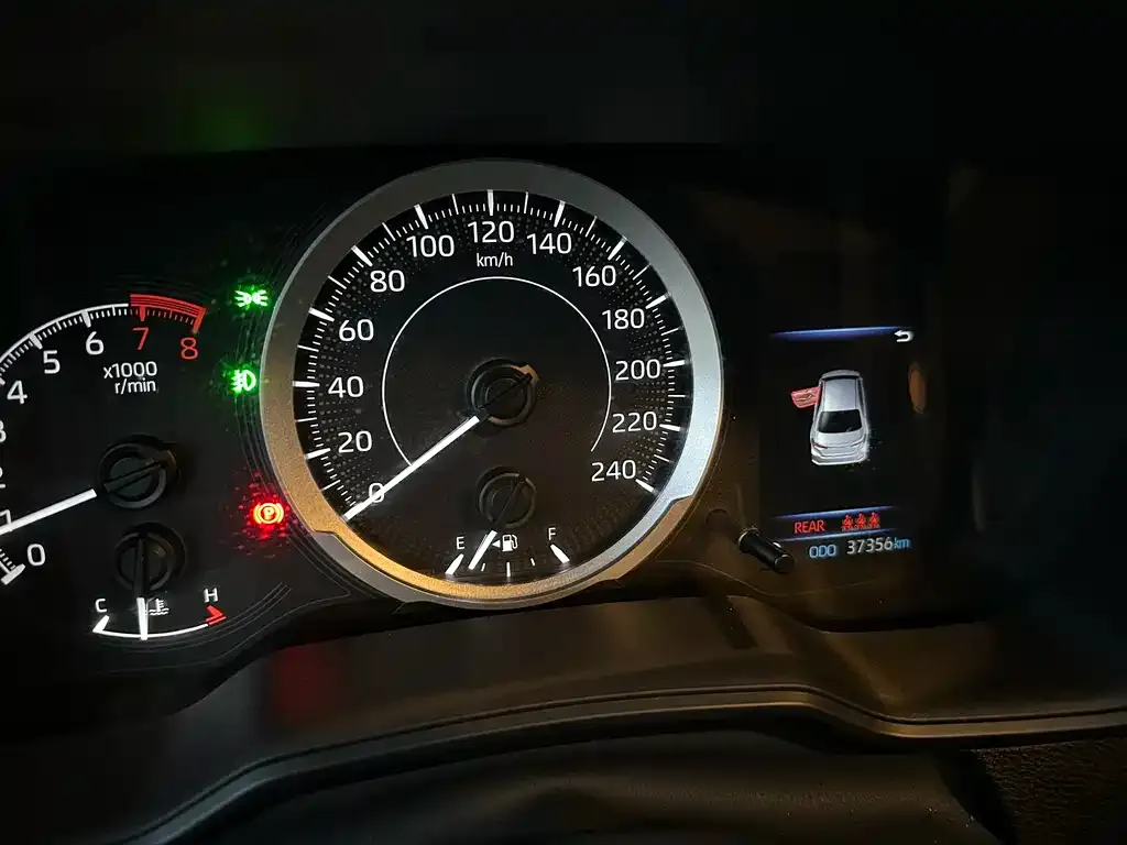 Toyota Corolla 2021 из CN, фото 6