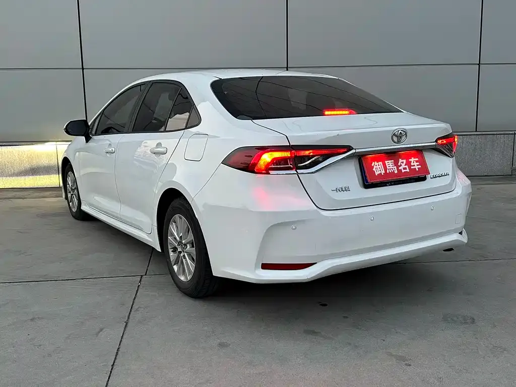 Toyota Corolla 2021 из CN, фото 9