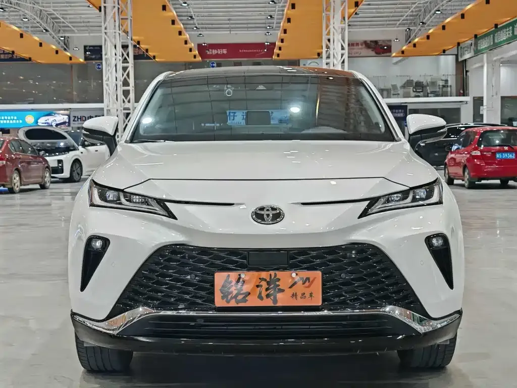 Toyota Venza 2023 из CN, фото 2