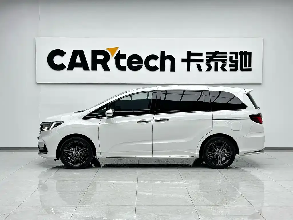 Honda Odyssey 2024 из CN, фото 6