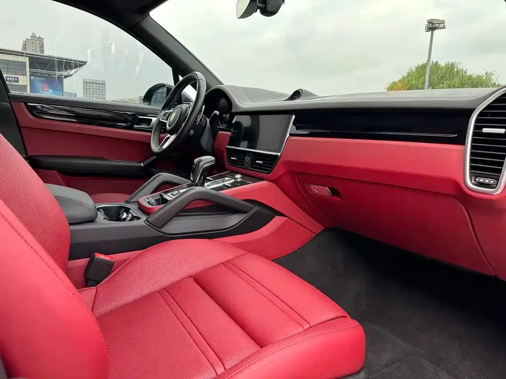 Porsche Cayenne 2021 из CN, фото 10