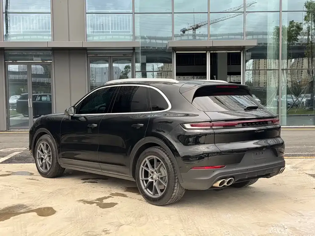 Porsche Cayenne — фото 4