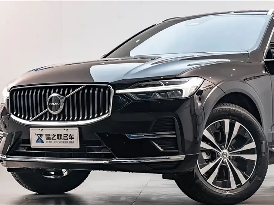 Volvo XC60 — фото 2