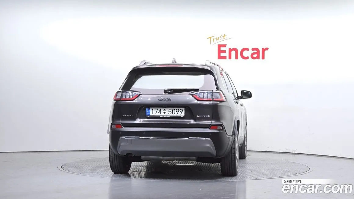 Jeep Cherokee 2021 из KR, фото 4
