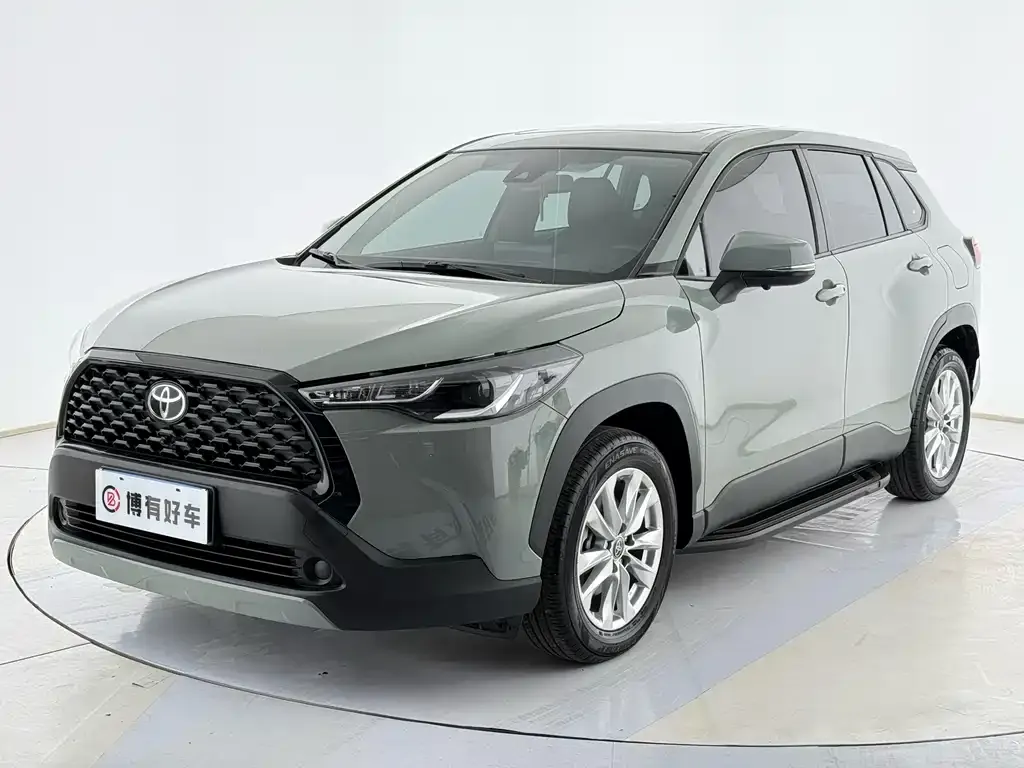 Toyota Corolla Cross 2023 из CN, фото 1