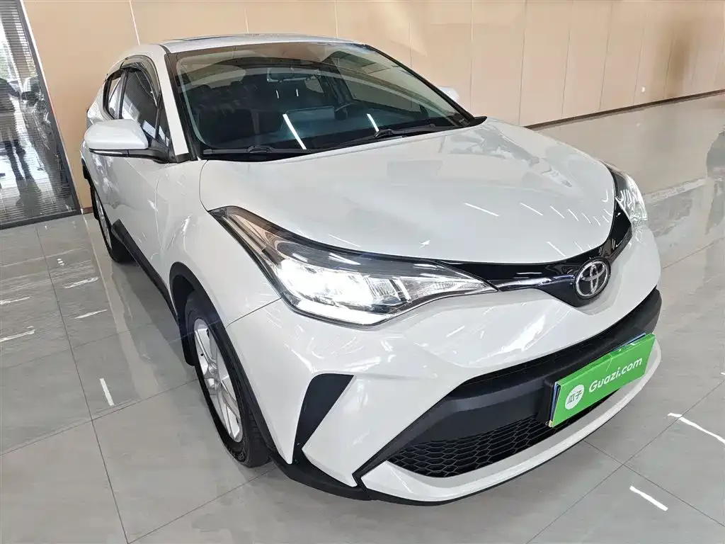Toyota C-HR — фото 4