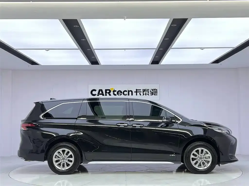 Toyota Granvia 2025 из CN, фото 6