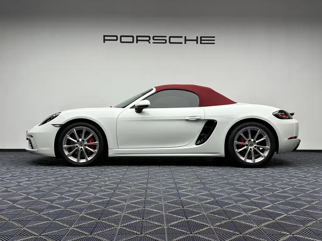 Porsche 718 — фото 10