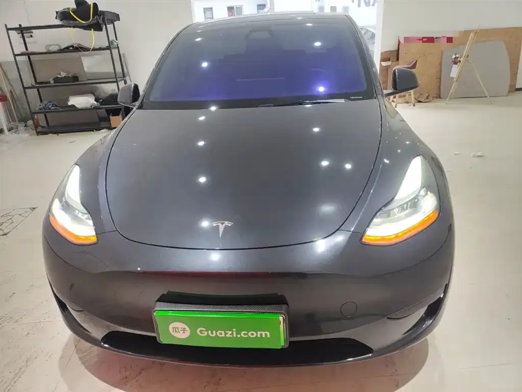 Tesla Model Y — фото 3