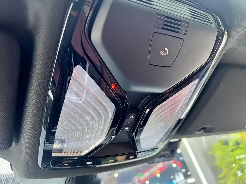 BMW 5 Series New Energy — фото 10