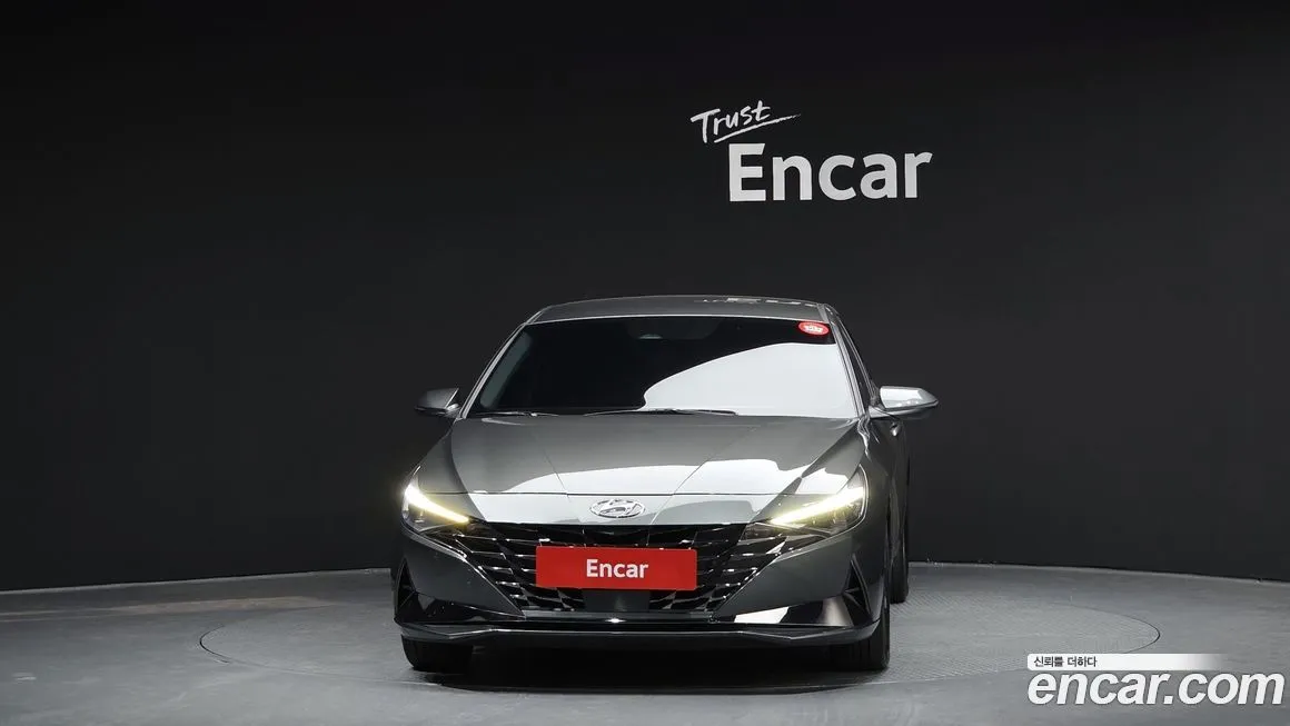 Hyundai AVANTE — фото 3