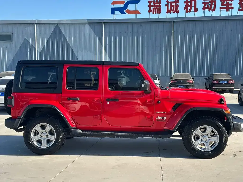 Jeep Wrangler — фото 4