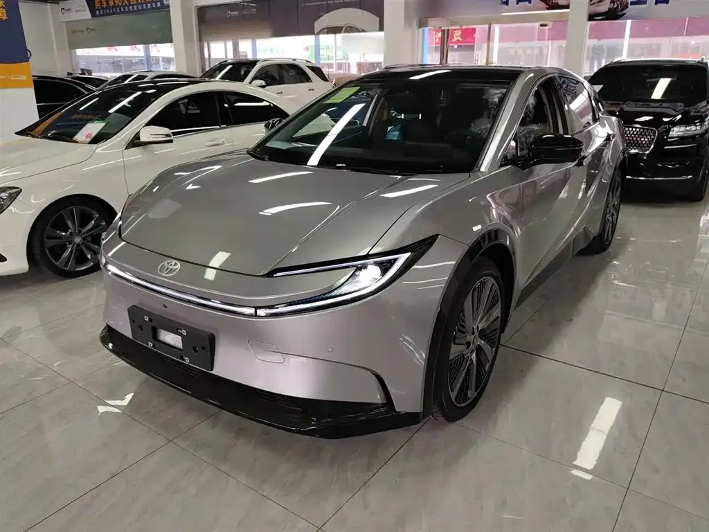 Toyota bZ5 2025 из CN, фото 1