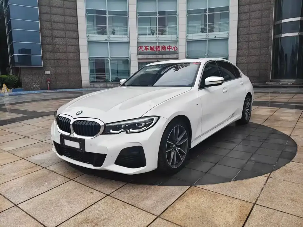 BMW 3 Series — фото 1