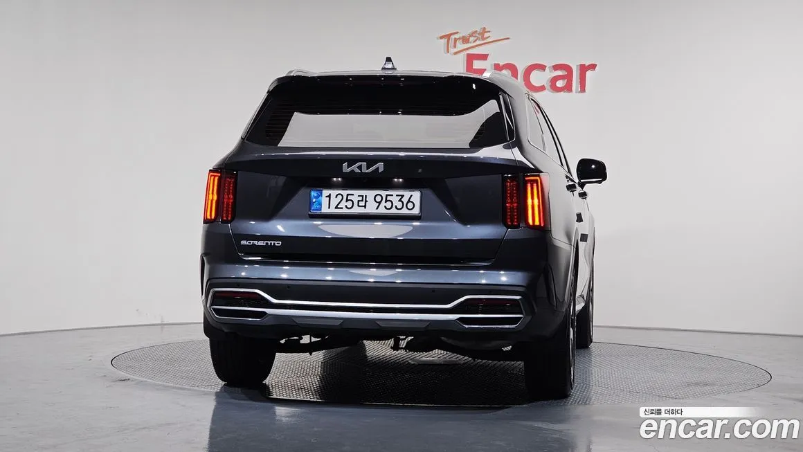 Kia Sorento — фото 4