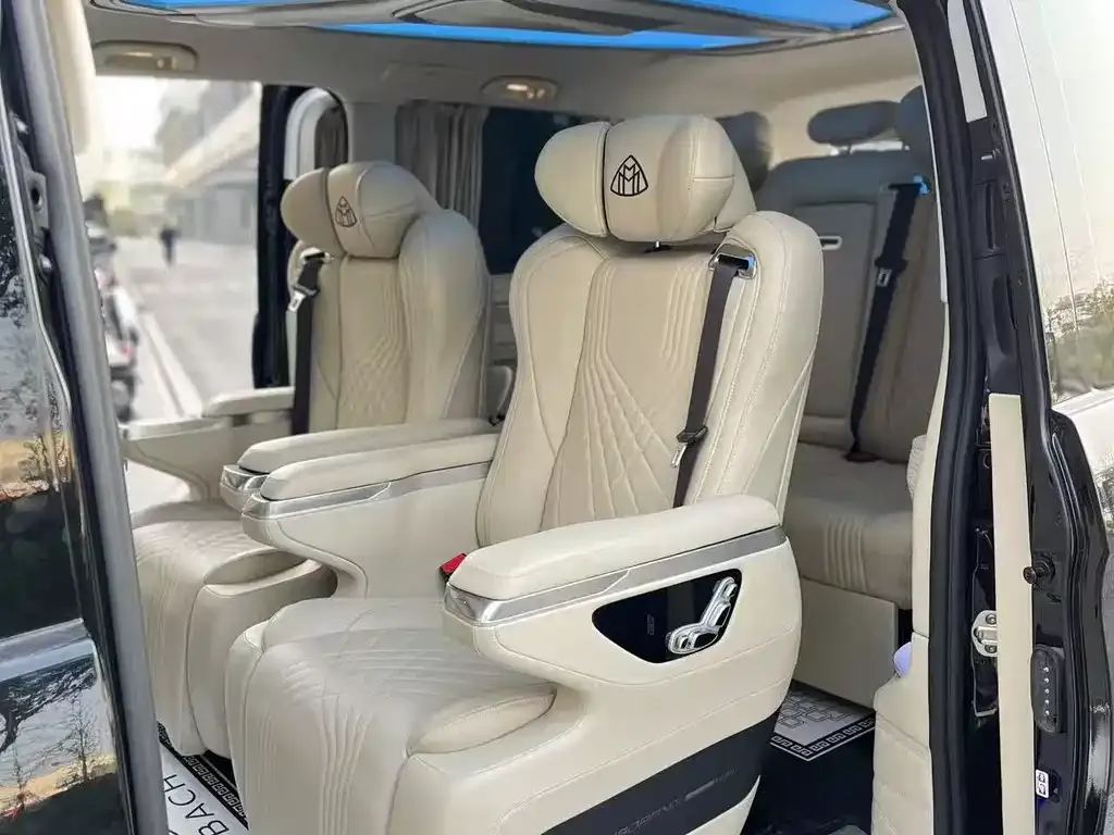 Mercedes-Benz Vito 2023 из CN, фото 8