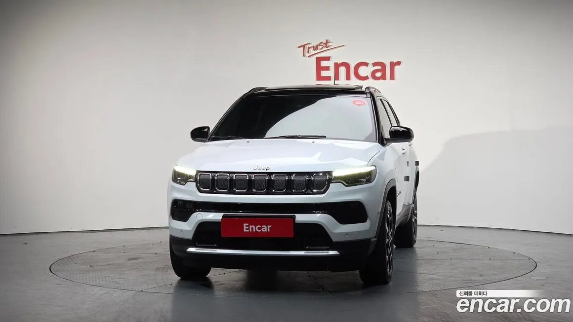 Jeep Compass — фото 3