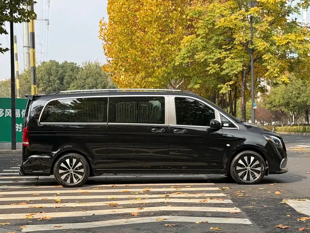 Mercedes-Benz Vito 2023 из CN, фото 7