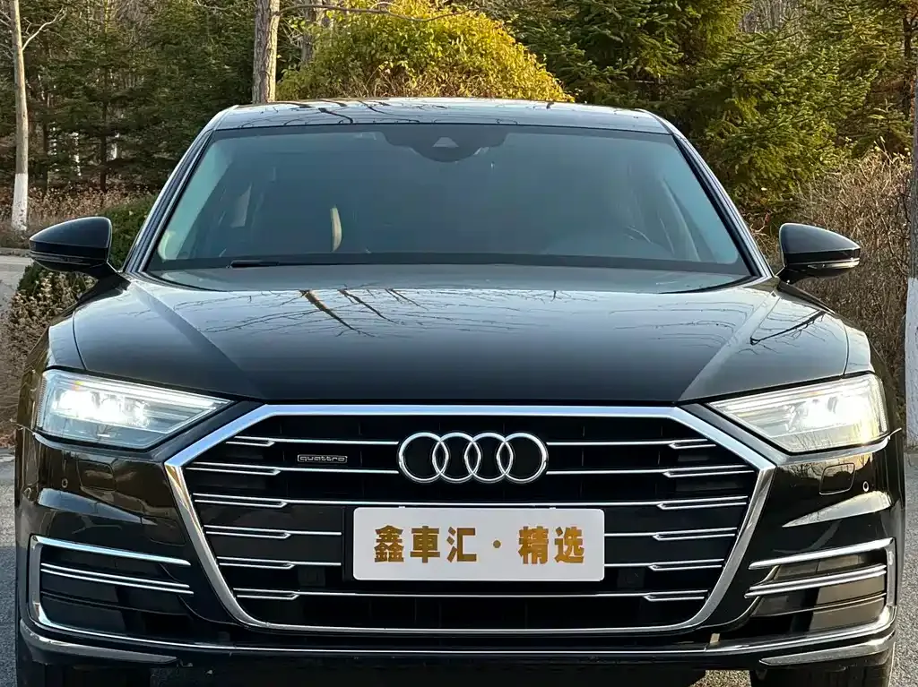 Audi A8 2021 из CN, фото 2