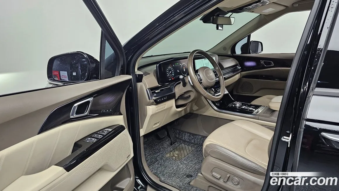 Kia Carnival — фото 10