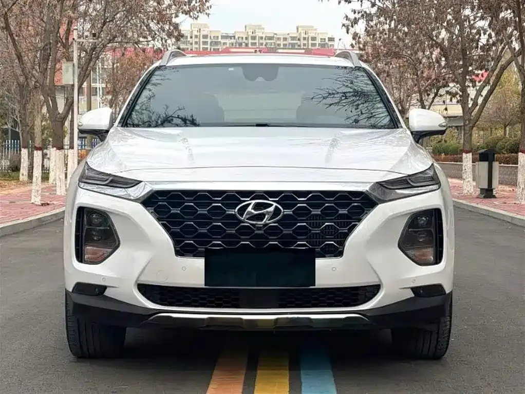 Hyundai Santa Fe 2021 из CN, фото 2