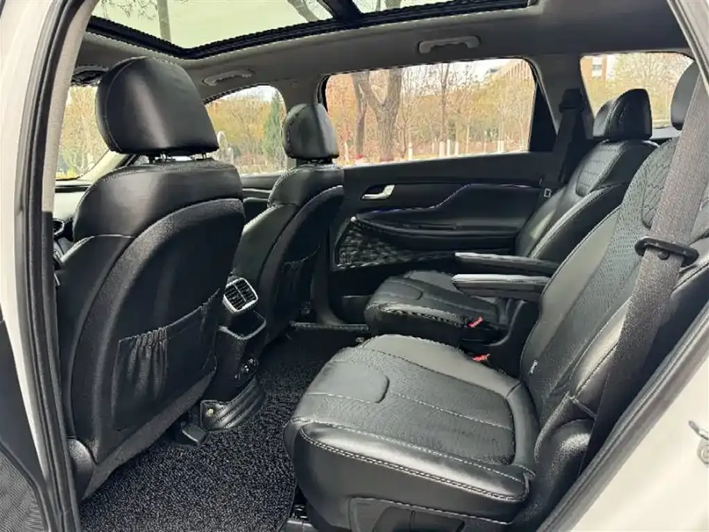 Hyundai Santa Fe 2021 из CN, фото 8