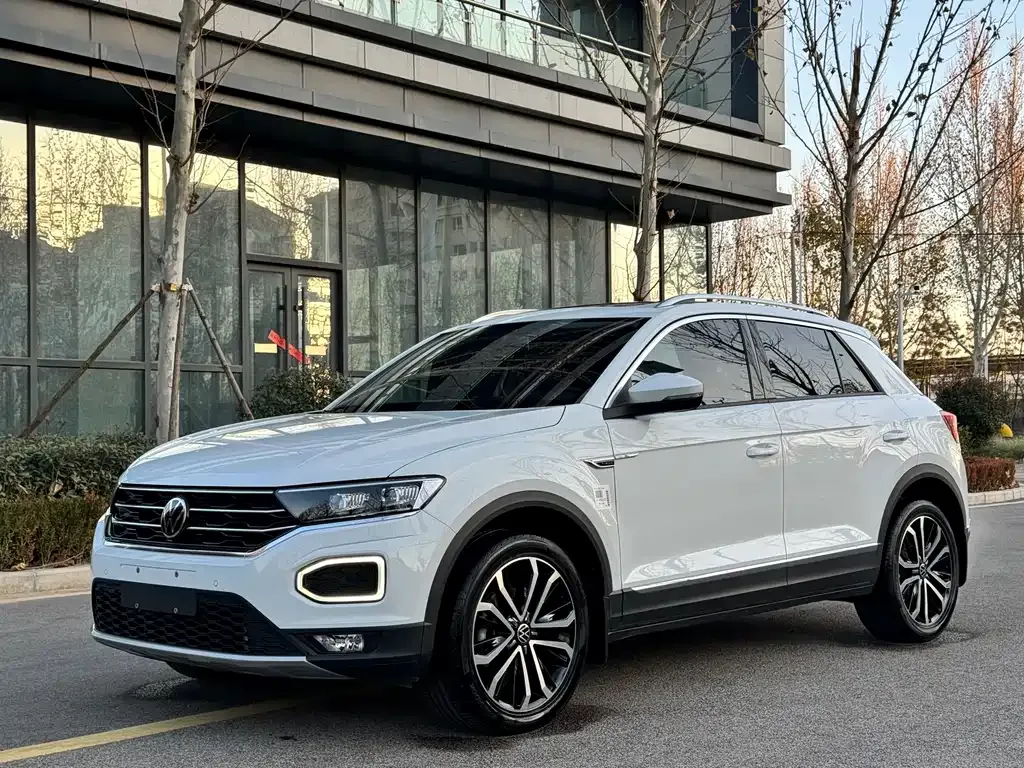 Volkswagen T-Roc 2022 из CN, фото 1