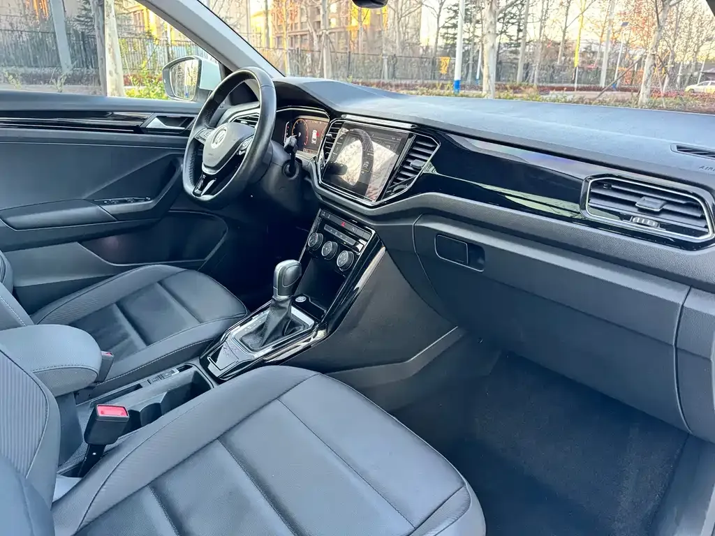 Volkswagen T-Roc 2022 из CN, фото 10