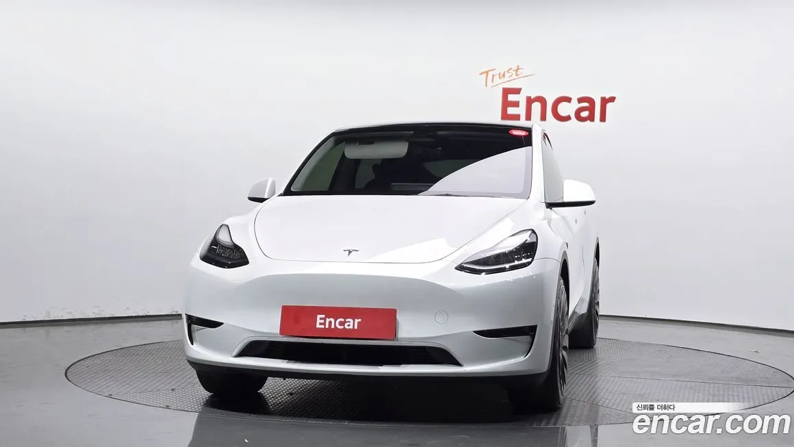 Tesla Model Y — фото 3