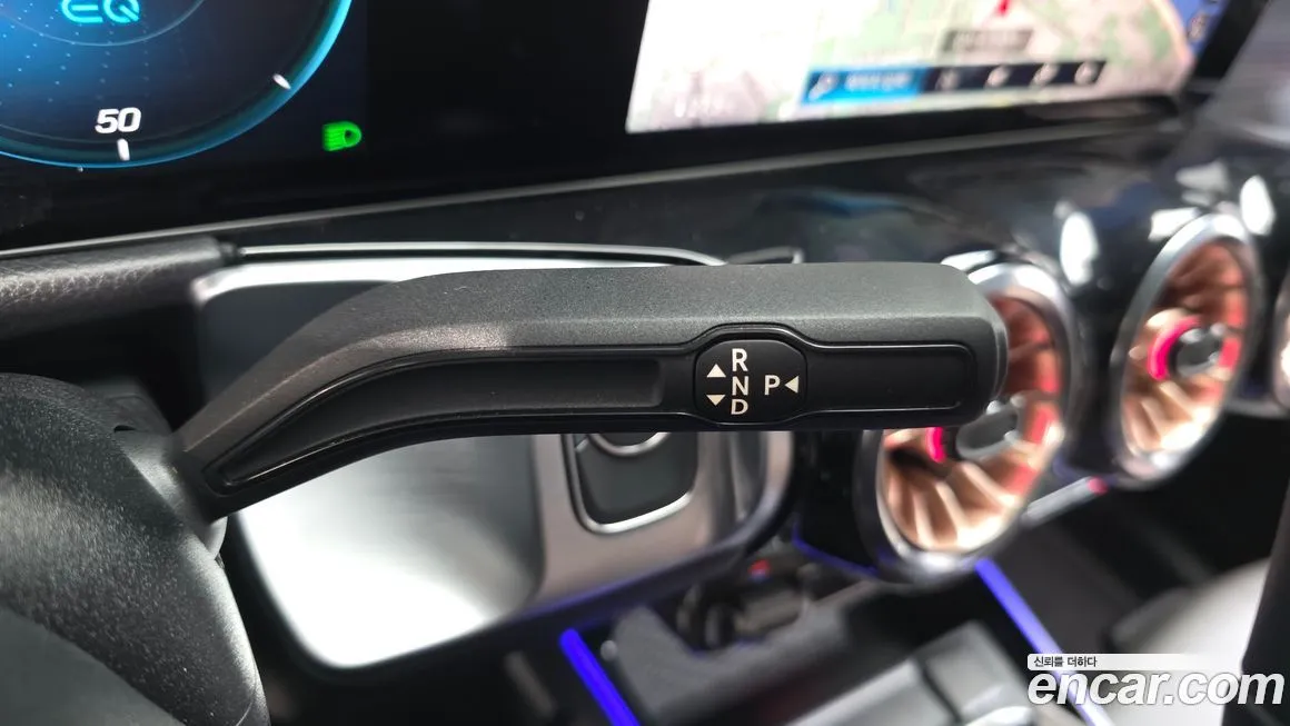 Mercedes-Benz EQB 2023 из KR, фото 9