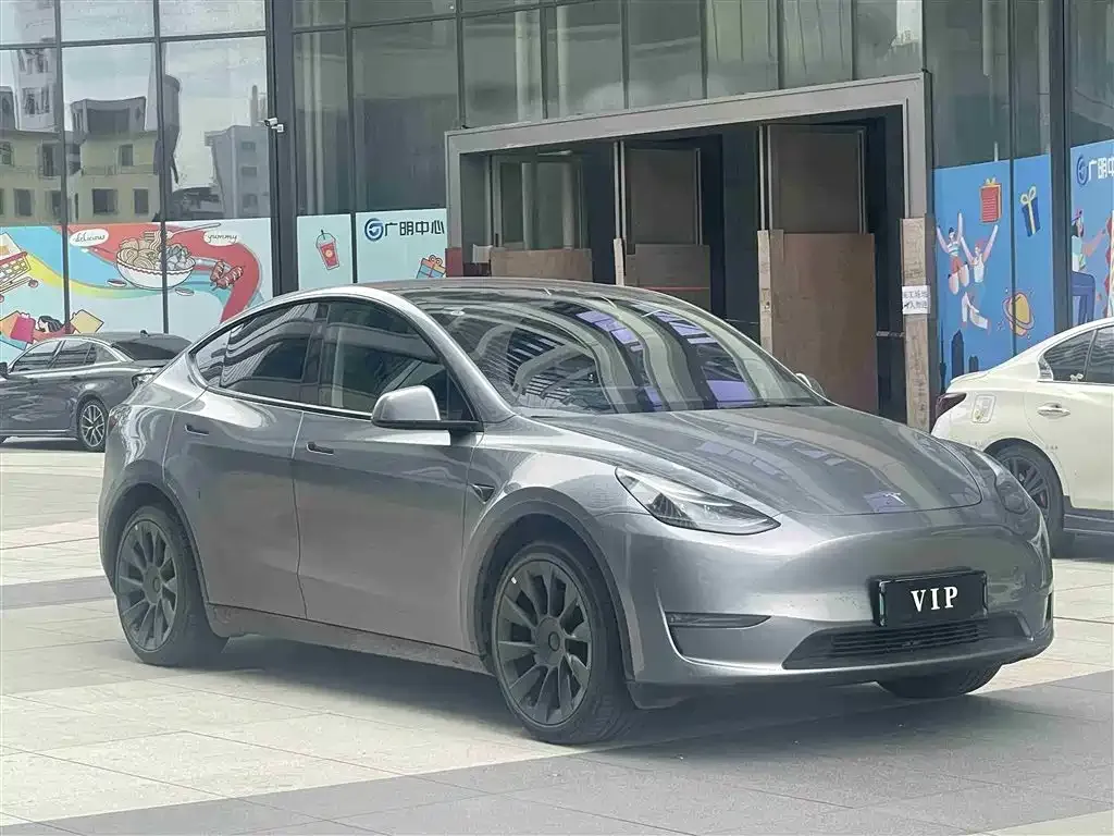 Tesla Model Y 2024 из CN, фото 2